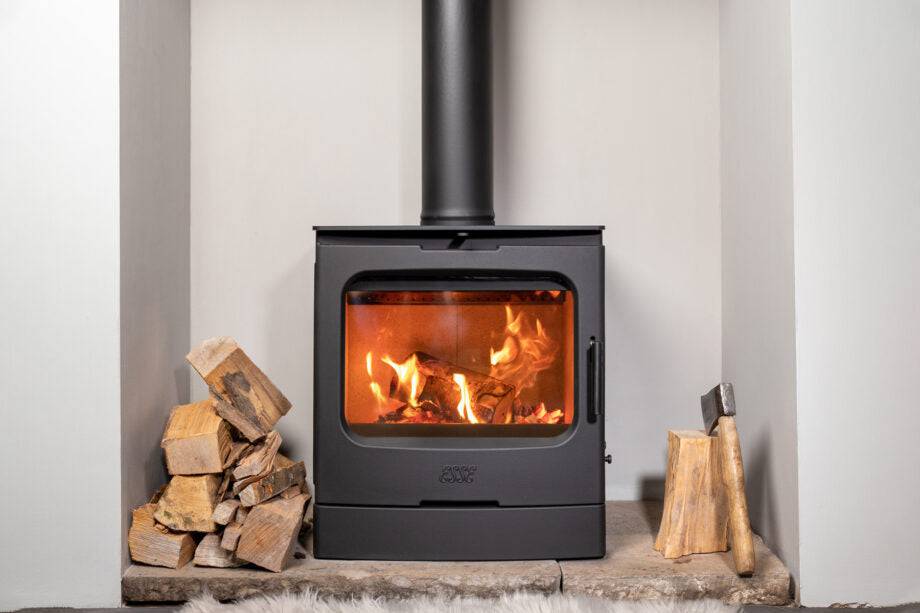 ESSE 775B Premium 9.6kW Wood Burning Stove for Cozy Warmth - The Stove Depot IE