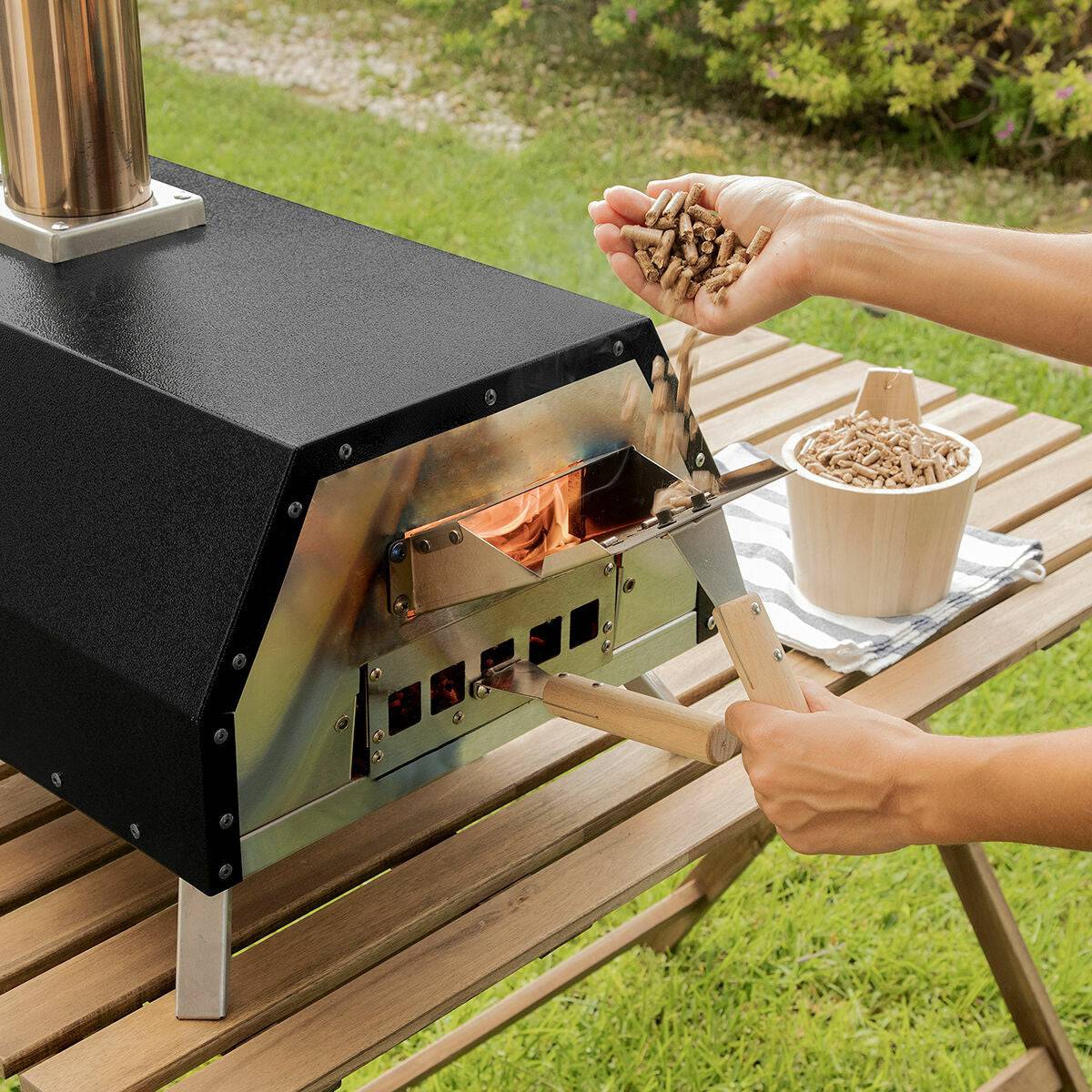 InnovaGoods Pellet Pizza Oven with Complete Accessories – Perfect Your Pizza Experience! - The Stove Depot IE